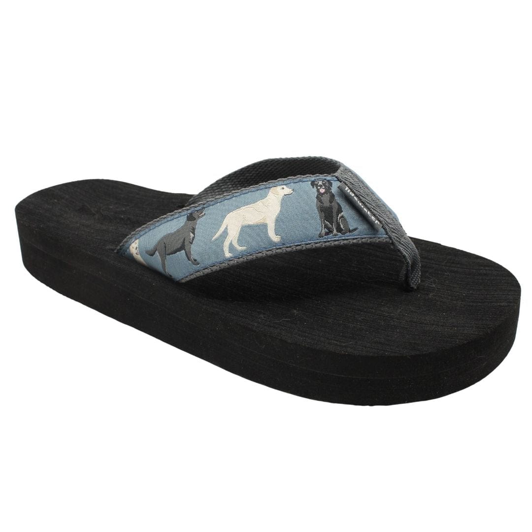 Comfortable flip-flop featuring a Labrador Retriever design on the strap, perfect for casual summer wear.