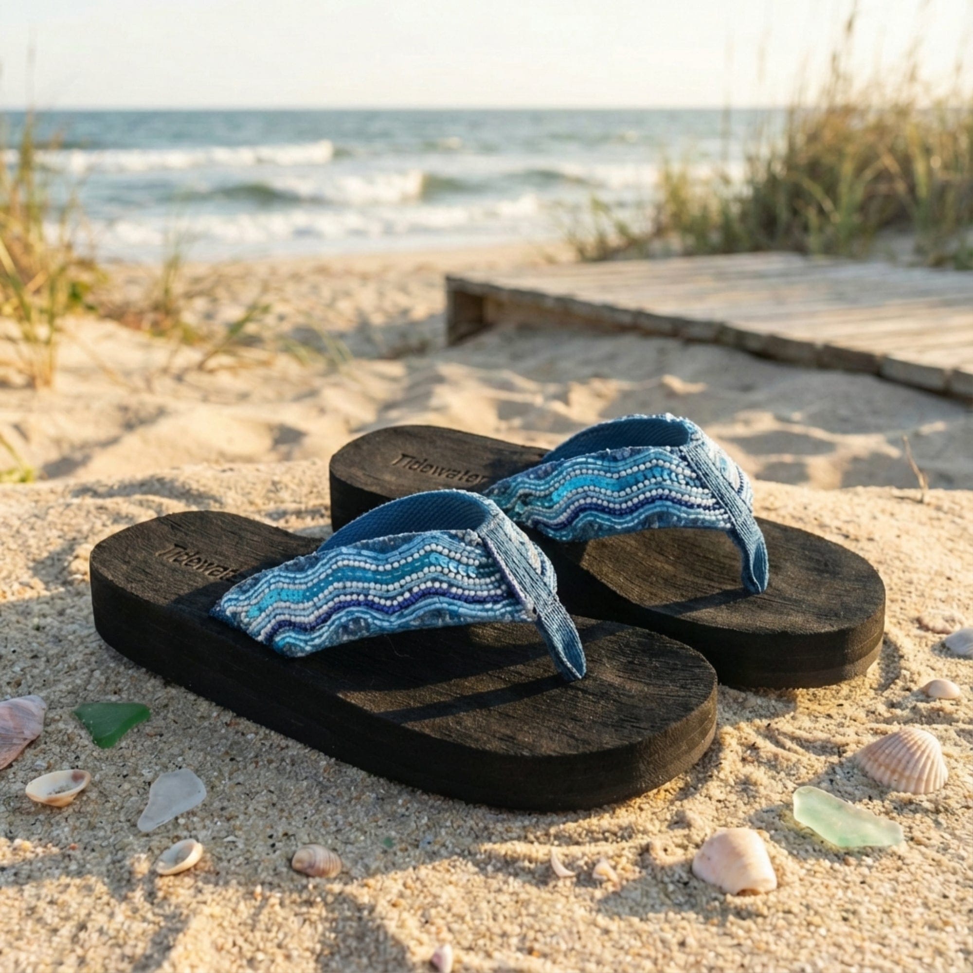 パルティール 2020j wave Tropical Waves Flip Flops – Blue Sequin Sandals for Ocean-Inspired